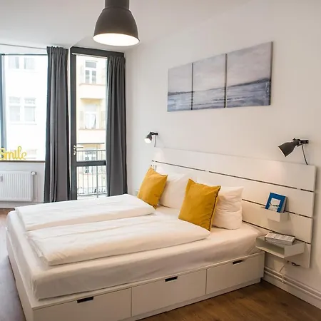 Fantastic 2 Bedroom * Berlino