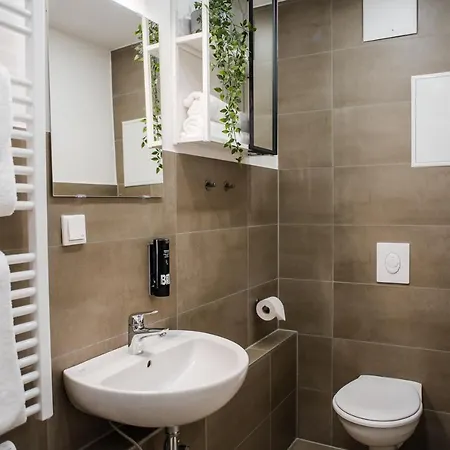 Fantastic 2 Bedroom Appartamento *